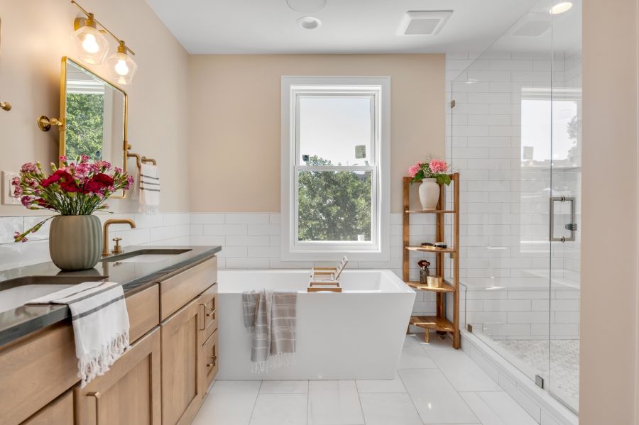 Chicago Traditional Master Bathroom
