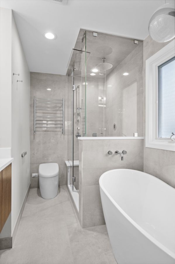 Modern Style Master Bathroom In Glencoe