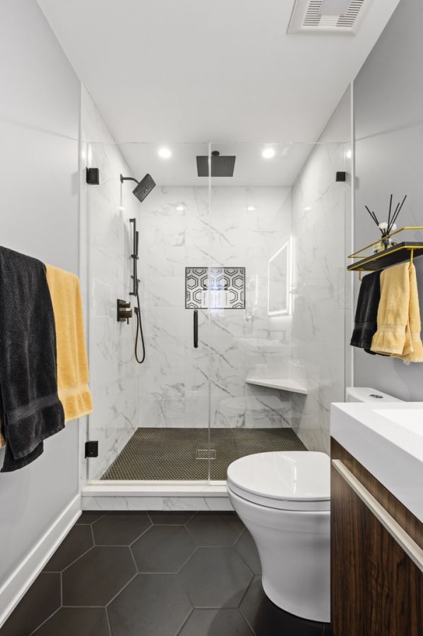 Small Master Bathroom Remodel In Norwood Park