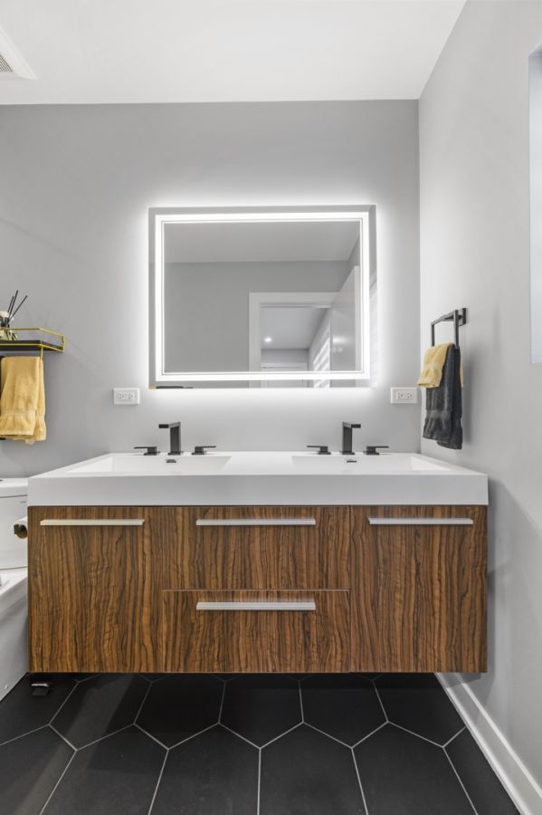 Small Master Bathroom Remodel In Norwood Park