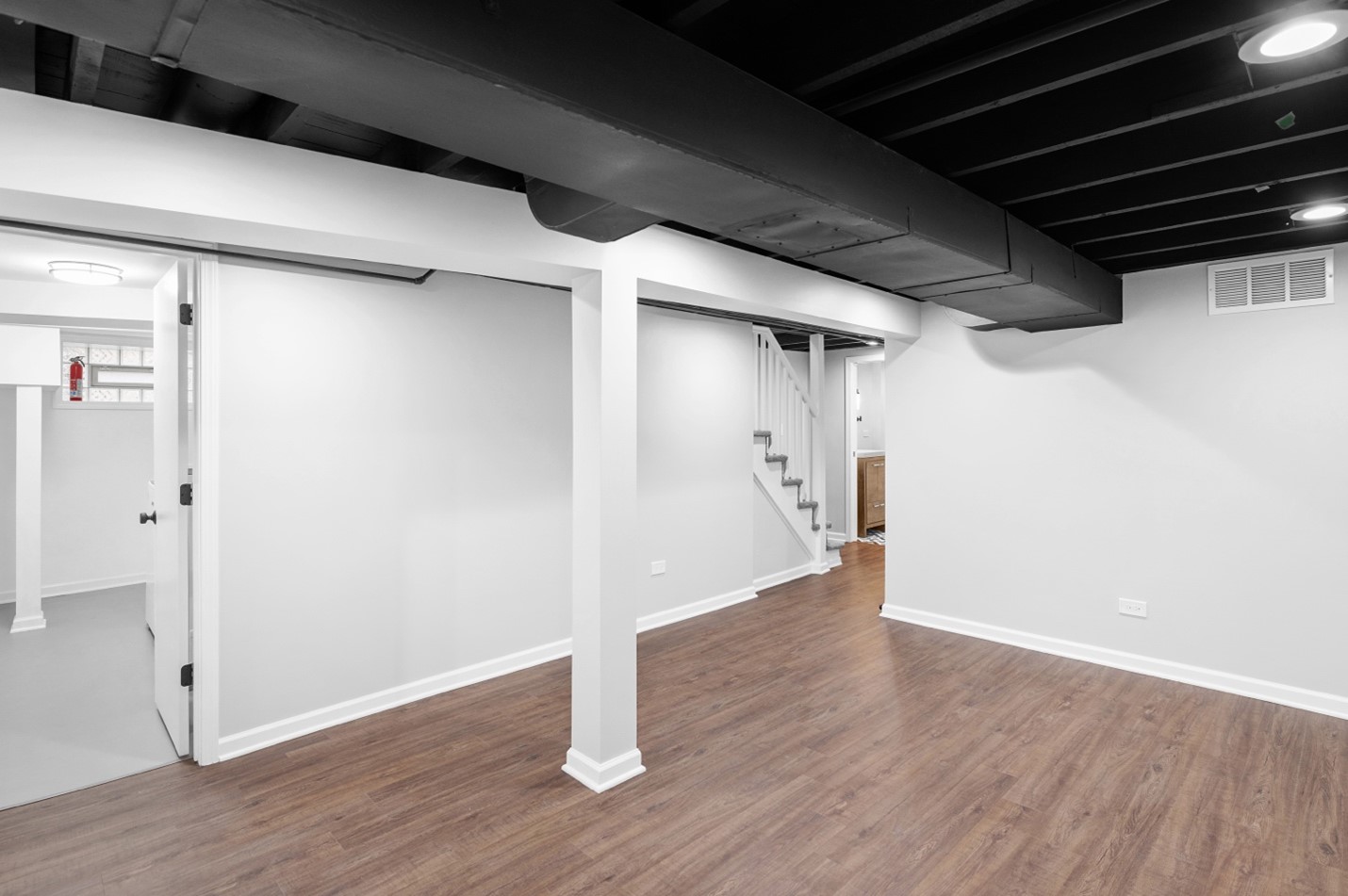 4 Ideas For Transforming a Chicago Old IrvingBasement Into a Finished Space