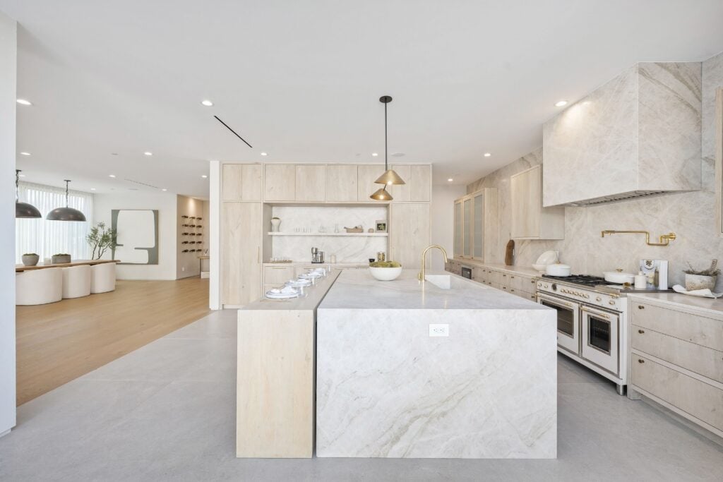 modern big kitchen white and beige